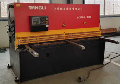 數(shù)控液壓擺式剪板機(jī)